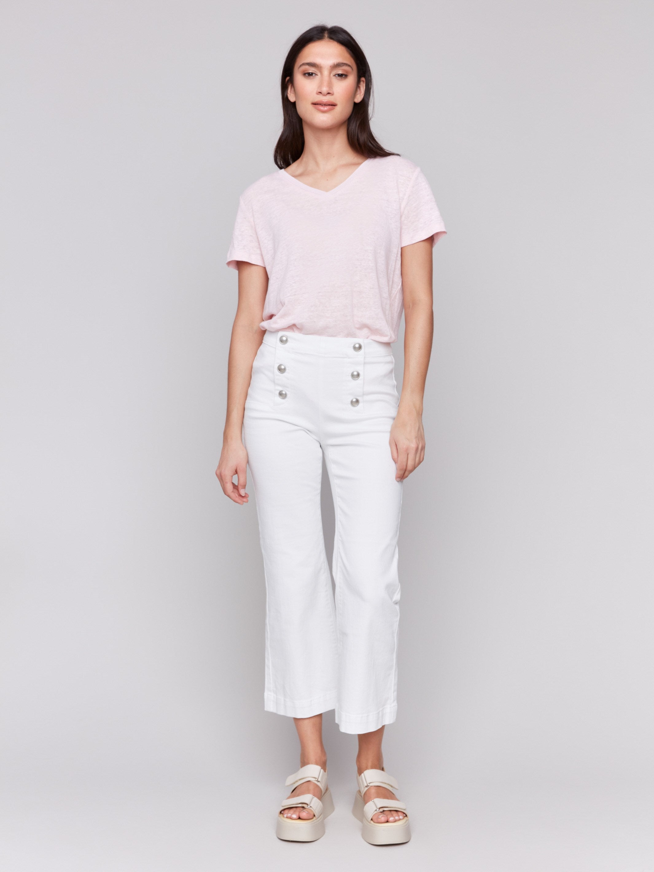 White jeans with a regular rise waist by Charlie B.