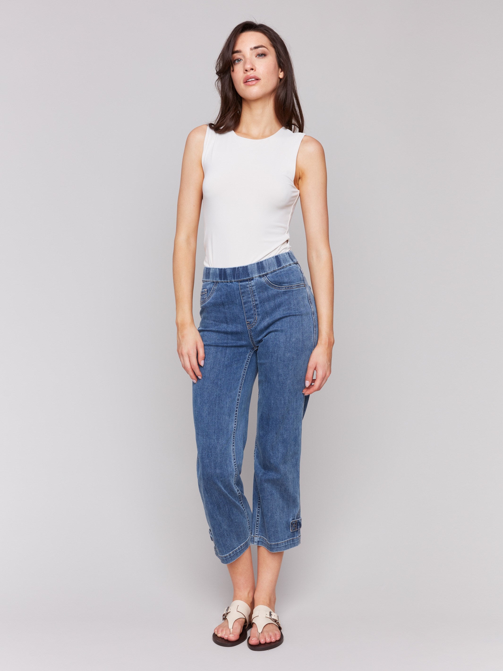 Pull-on jeans in stretch denim material, showcasing a comfortable fit by Charlie B.