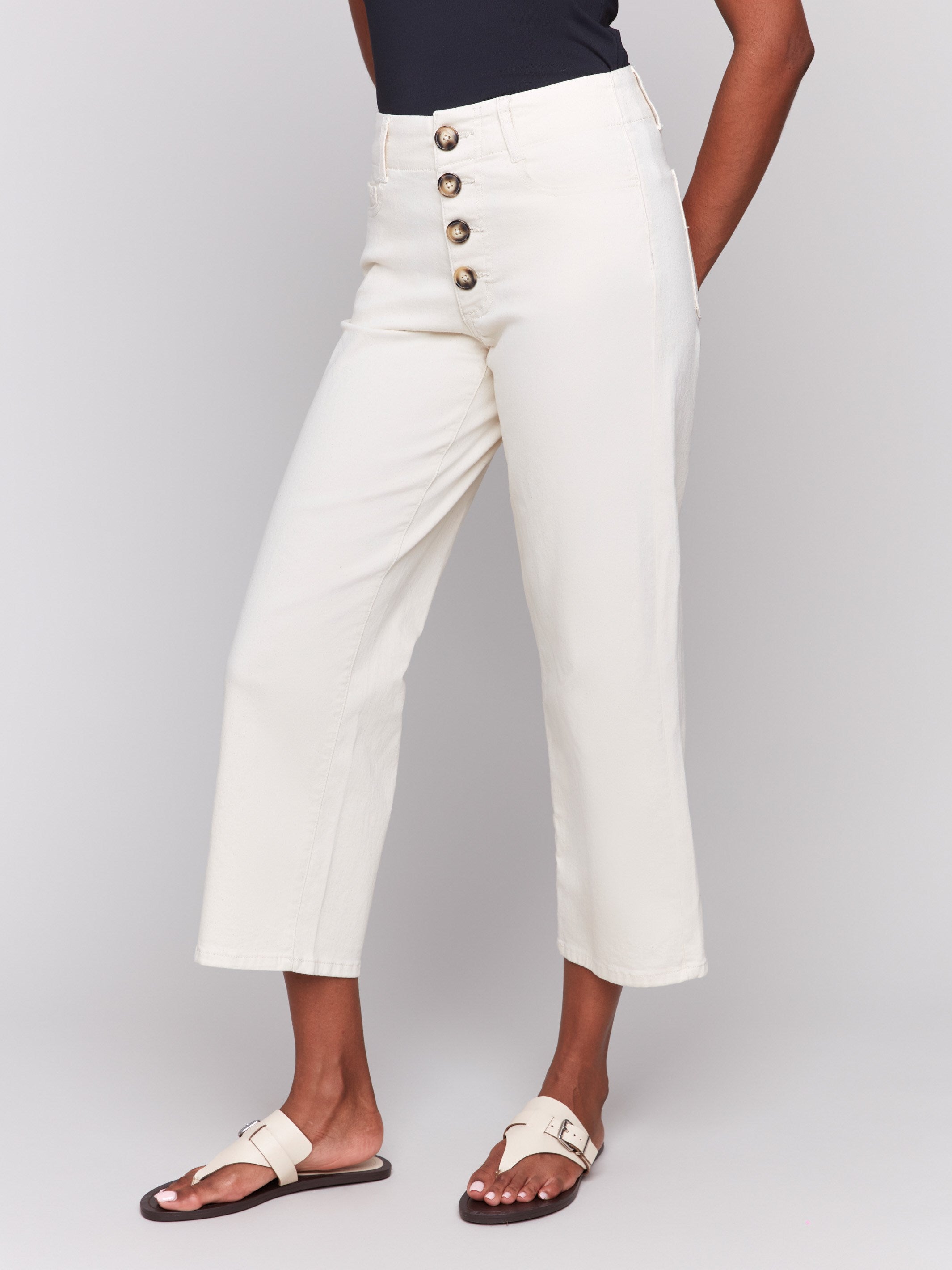 Regular rise natural crop twill pants with stretch fabric by Charlie B.