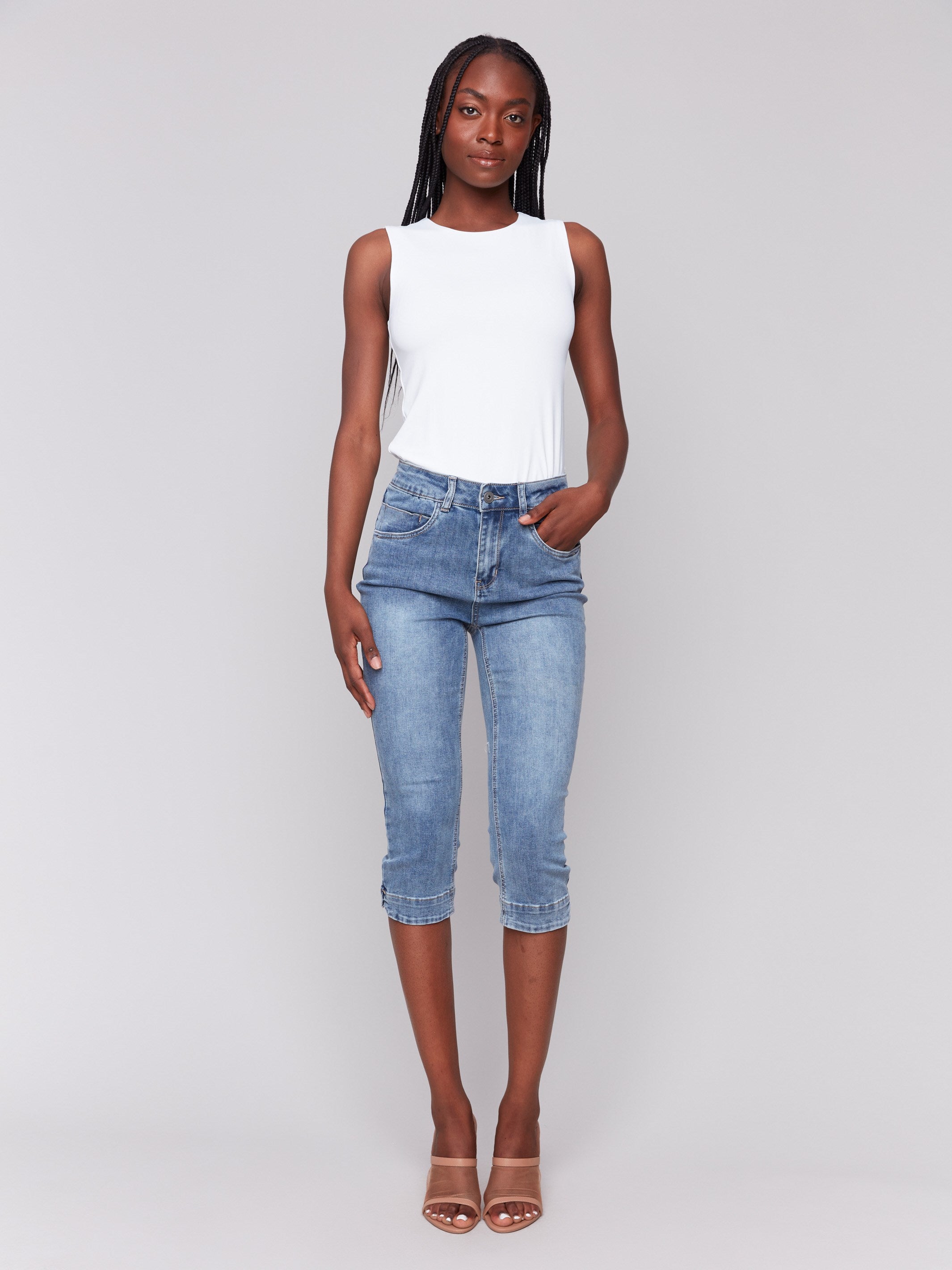 Medium blue Capri jeans with a slim leg, perfect for any occasion by Charlie B.