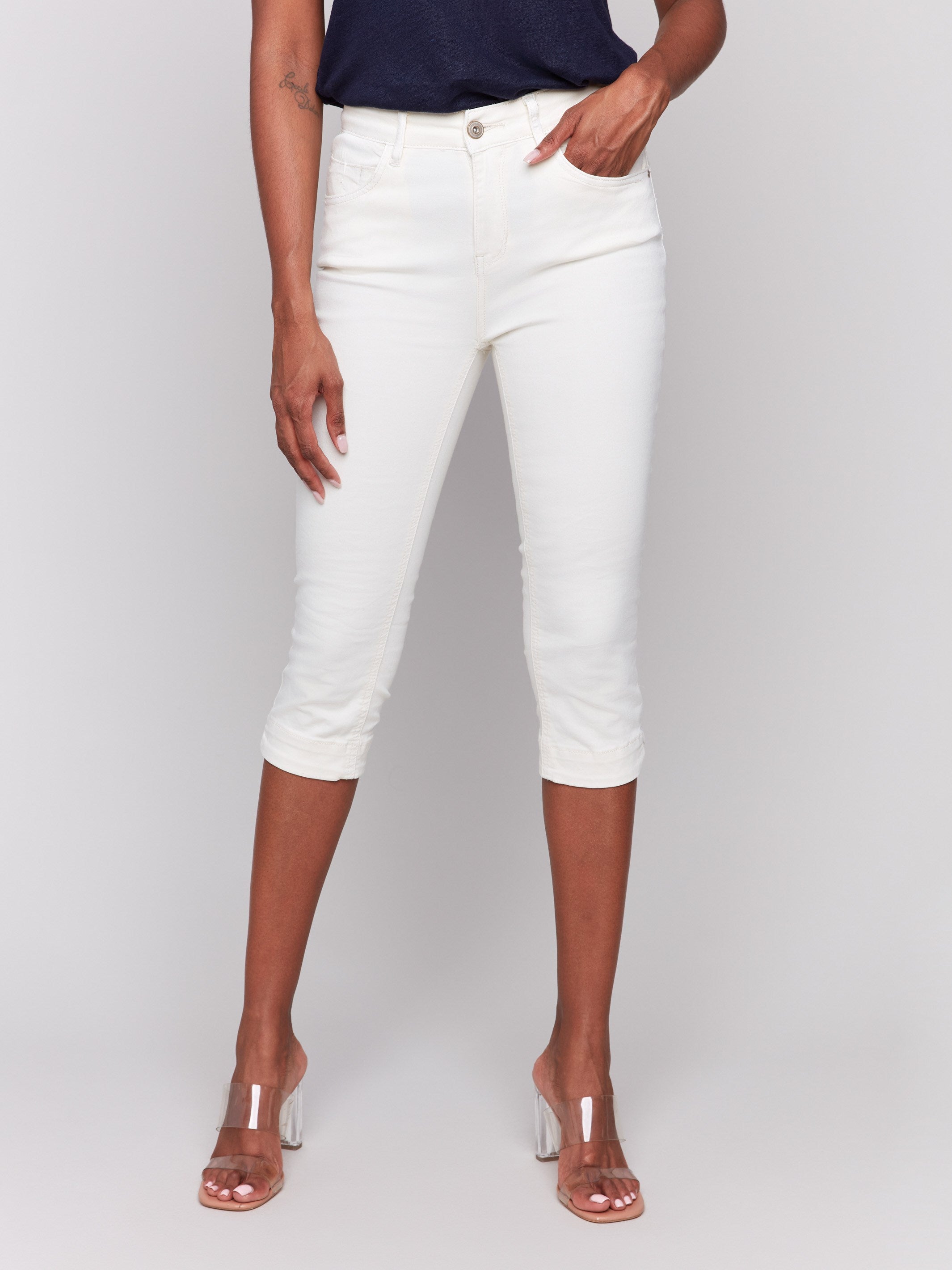 Knee-high cropped twill pants featuring regular rise by Charlie B.