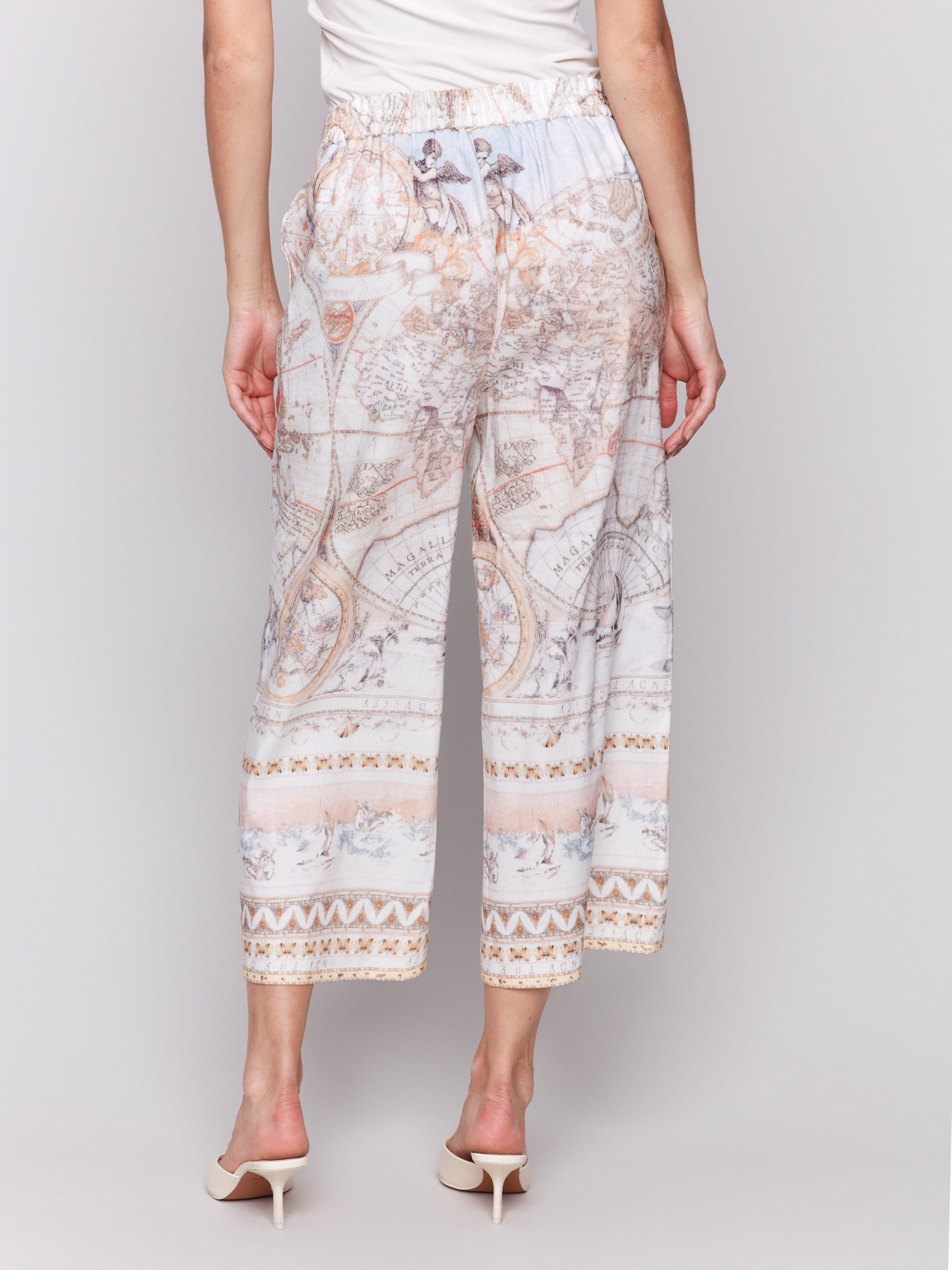 Functional side pockets on graphic design linen-blend cropped pants with stretch fabric by Charlie B.