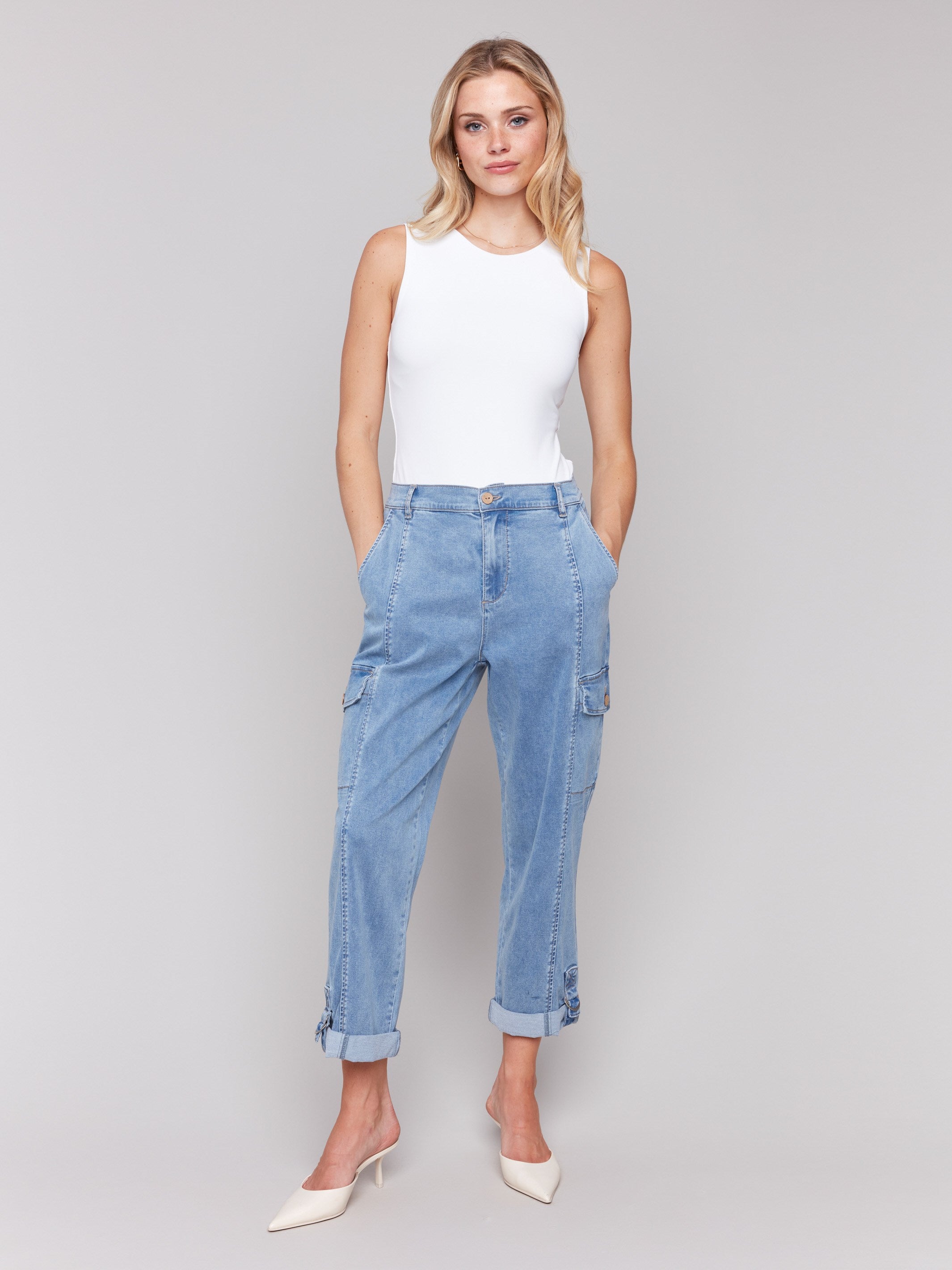 Chambray cargo pants with a cropped length and stretch fabric by Charlie B.