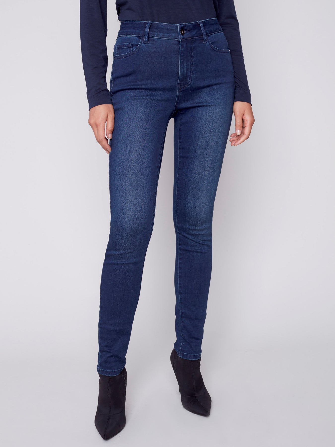 Super soft store stretchy skinny jeans